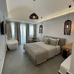 Galatia 3* Fira (Santorini)