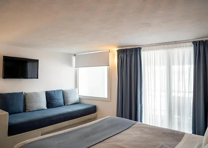 Galatia Hotel Fira (Santorini)