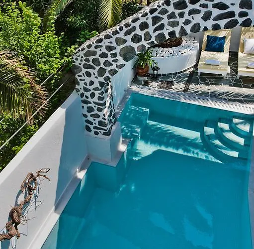 Galatia Fira (Santorini)