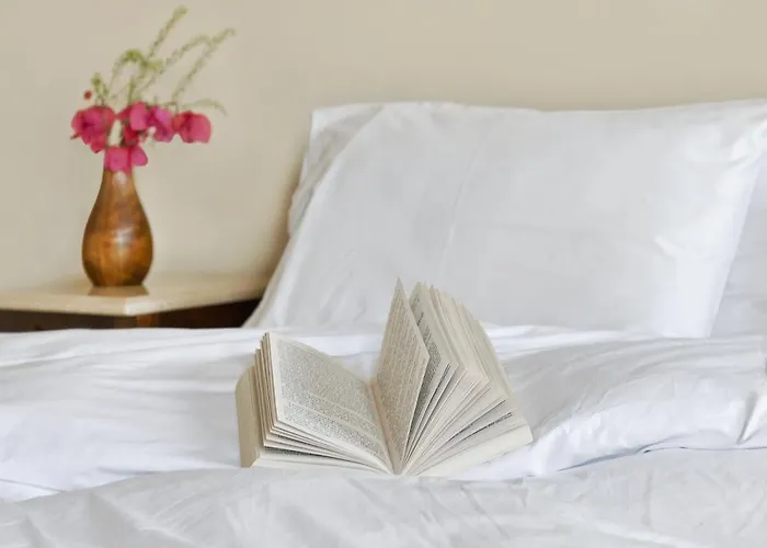 Galatia Hotel Fira (Santorini)