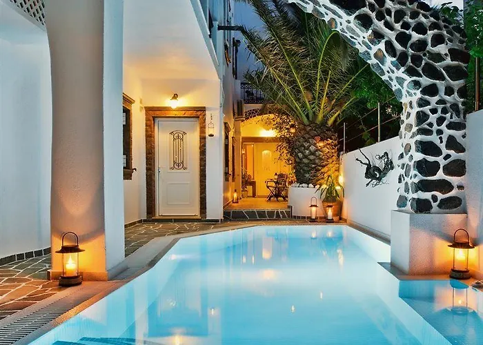 Galatia Fira (Santorini)