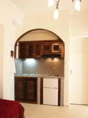 Отель Galatia 3*