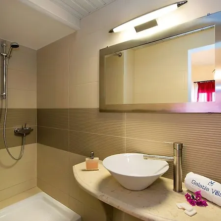Galatia 3* Fira (Santorini)