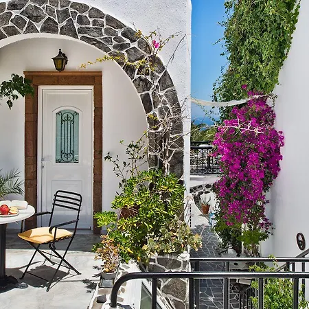 Galatia 3* Fira (Santorini)