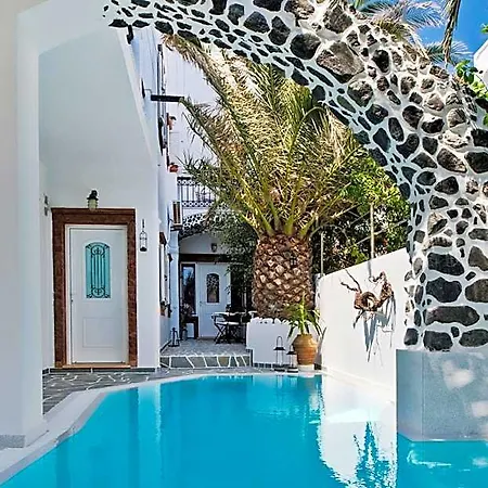 Galatia Fira (Santorini)