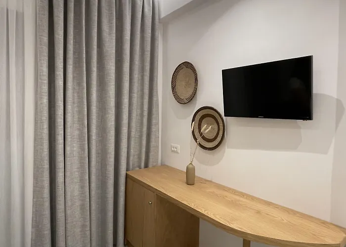 Galatia Fira (Santorini)