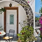 Galatia 3* Fira (Santorini)